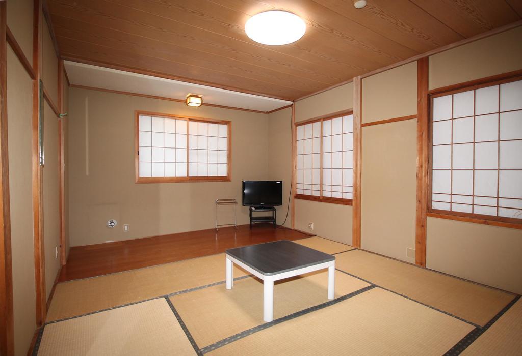 Minshuku Yoshinoya Hotel Минаками Екстериор снимка